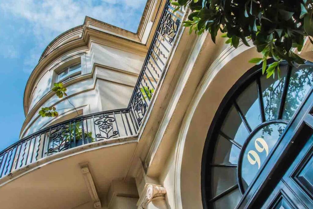 Appartamento Mayfair Penthouse With Rooftop Facing Hyde Park Londra
